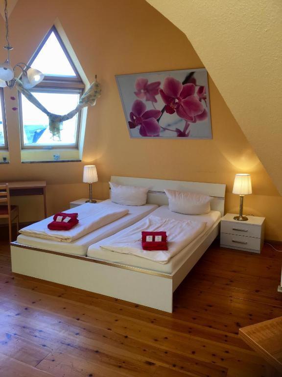 Ryde & Hyde Budget Hotel Дрезден Екстериор снимка