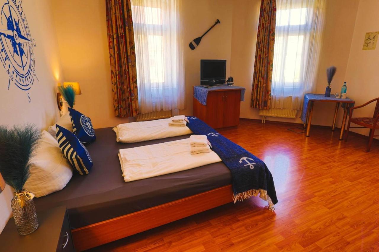 Ryde & Hyde Budget Hotel Дрезден Екстериор снимка